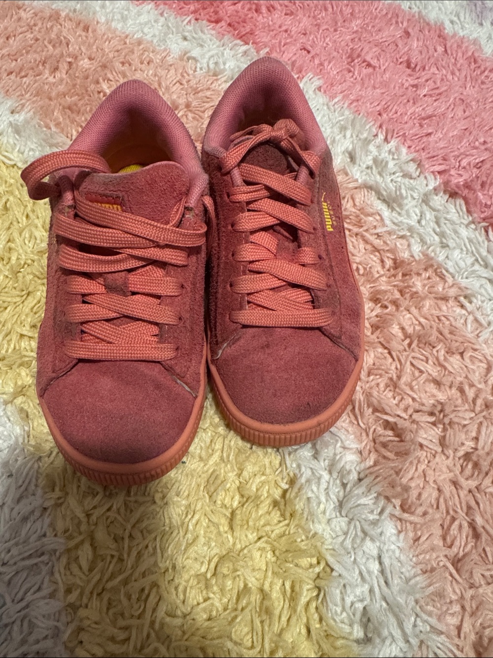 Puma Kids Suede Sneakers in Dusty Rose